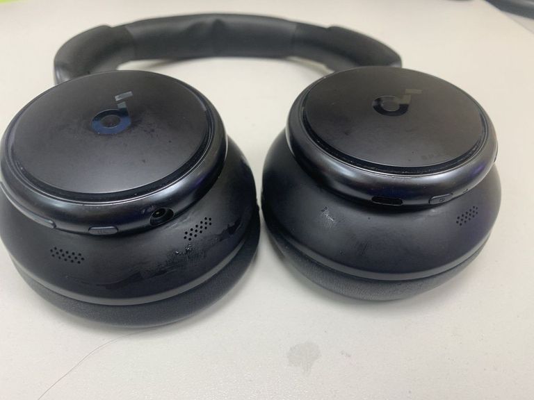 Дешево Anker soundcore q45 з ломбарду