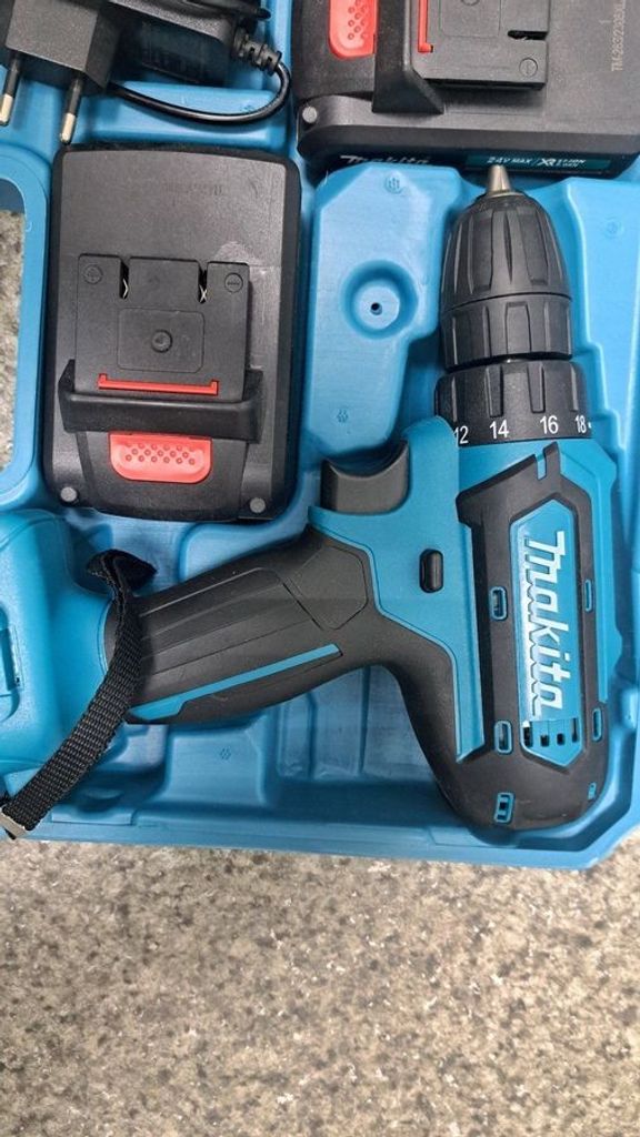 Оголошення Makita df331d 2акб+зп копія Б/У