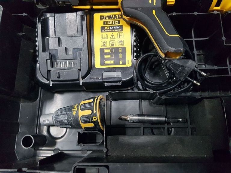 Оголошення Dewalt DCF620D2K Б/У