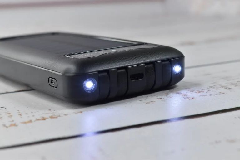 Оголошення Solar Power Bank 20000 mAh Б/У