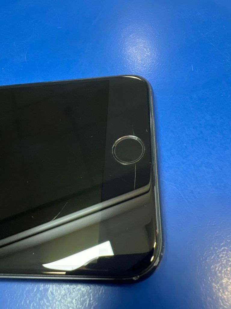 Apple iphone 7 plus 128gb Код:01-200855764. Изображение 6