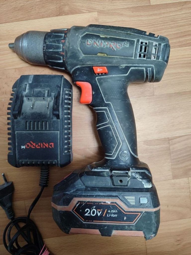 Купити Dnipro-M cd-200t 1акб 4ah зп Б/У