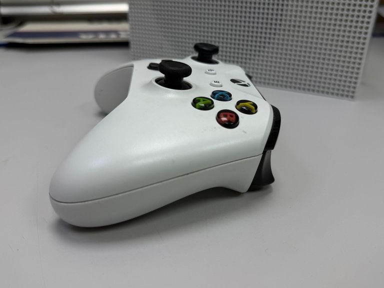 Microsoft Xbox One S 1TB Код:01-200876756. Зображення 10