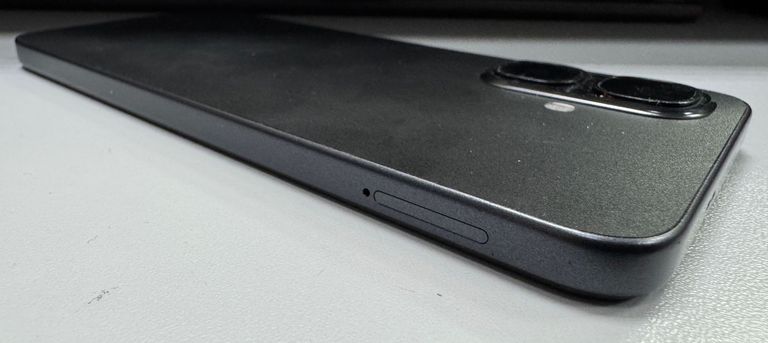 Дешиво Infinix smart 10 4/128gb с ломбарда