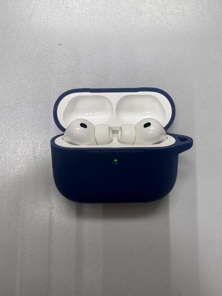 Розпродаж AirPods Pro 3, продавець Техноскарб