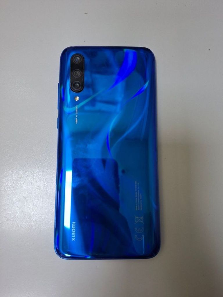 Дешево Xiaomi Mi 9 Lite 6/128GB Blue з ломбарду
