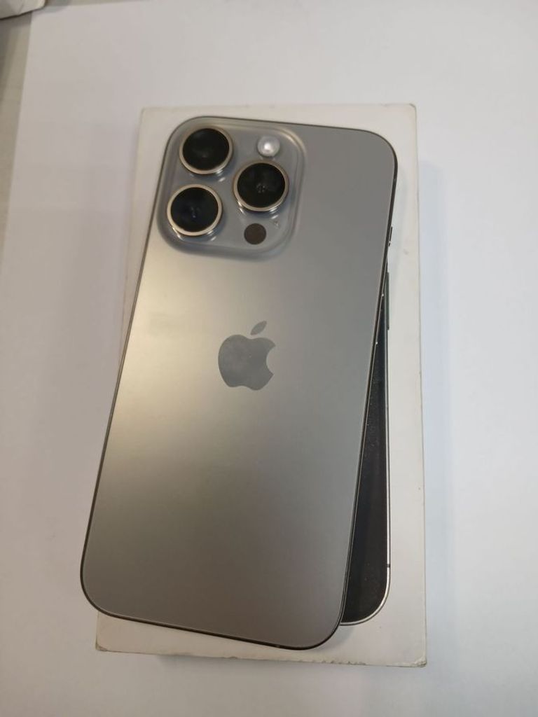 Розпродаж Apple iphone 15 pro 128gb, продавець Техноскарб