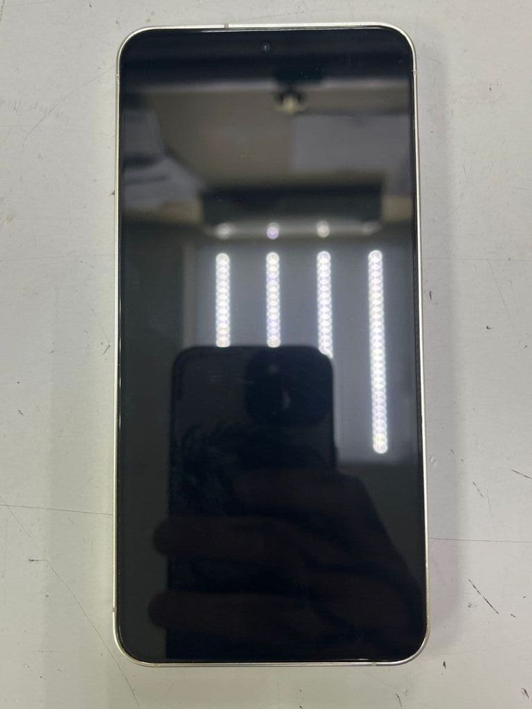 Объявление Samsung galaxy s24 8/128gb Б/У