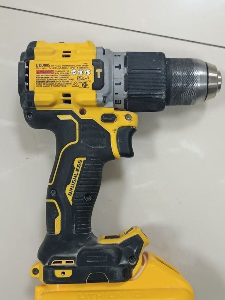 Распродажа Dewalt dcd805 + 1акб 20v 6ah + зп, продавец Техноскарб