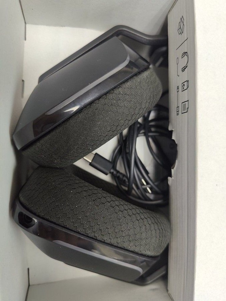 Купить Logitech g733 lightspeed wireless rgb Б/У