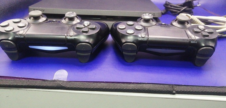 Распродажа  Sony PlayStation 4 Slim 1TB Black, продавец Техноскарб