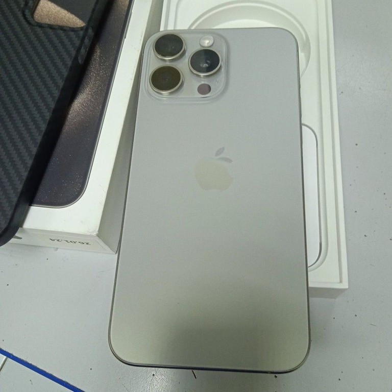 Apple iphone 15 pro max 256gb Код:01-200930437. Зображення 5