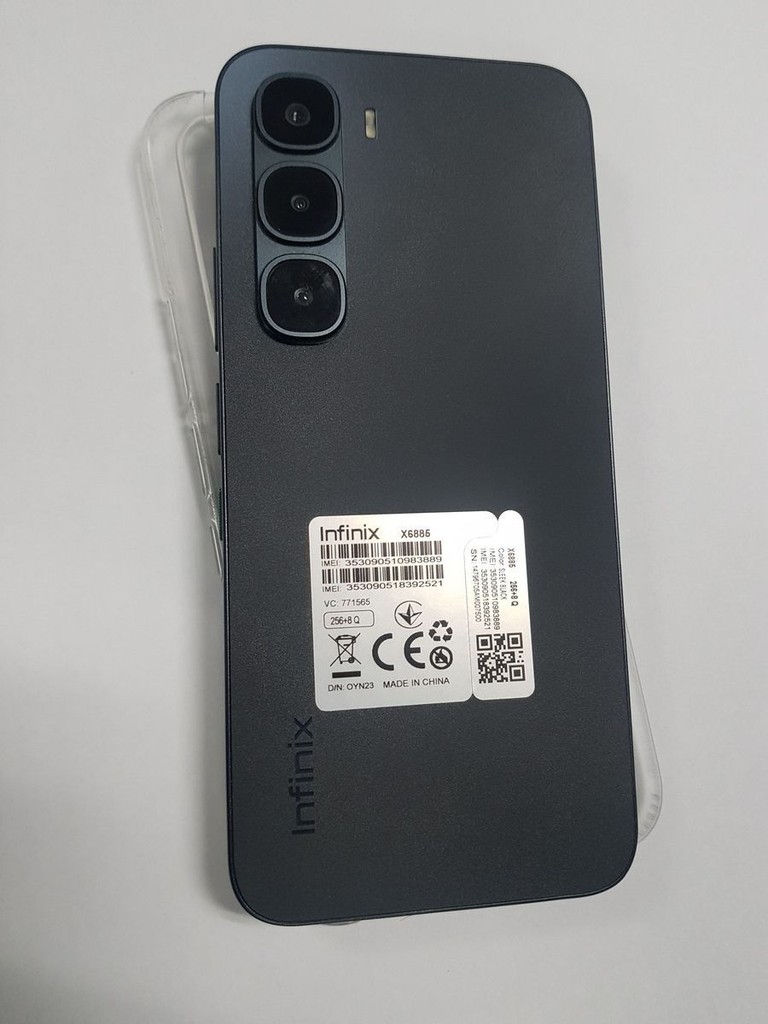 Купити Infinix HOT 60 Pro+ 8/256GB Titanium Silver Б/У