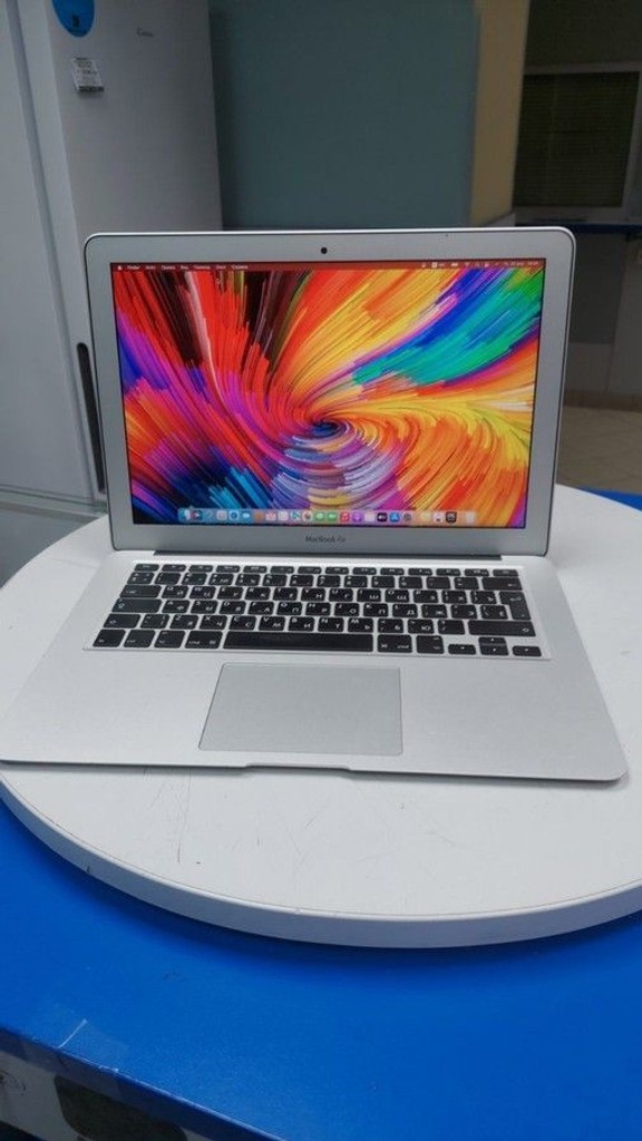 Купити Apple macbook air a1466 13,3" core i5 1.6ghz/ram4gb/ssd128gb/intel hd graphics 6000 Б/У