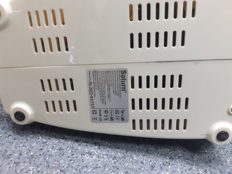 Распродажа Saturn st-fp7093, продавец Техноскарб
