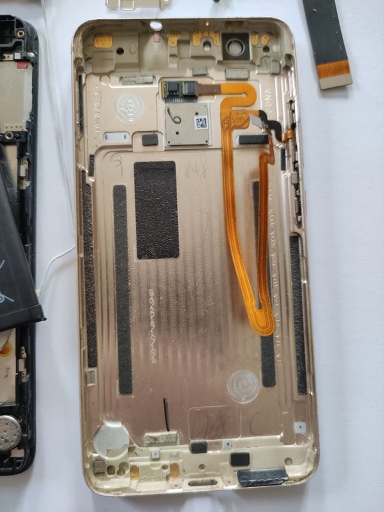 Дешиво Huawei nova (can-l11)  с ломбарда