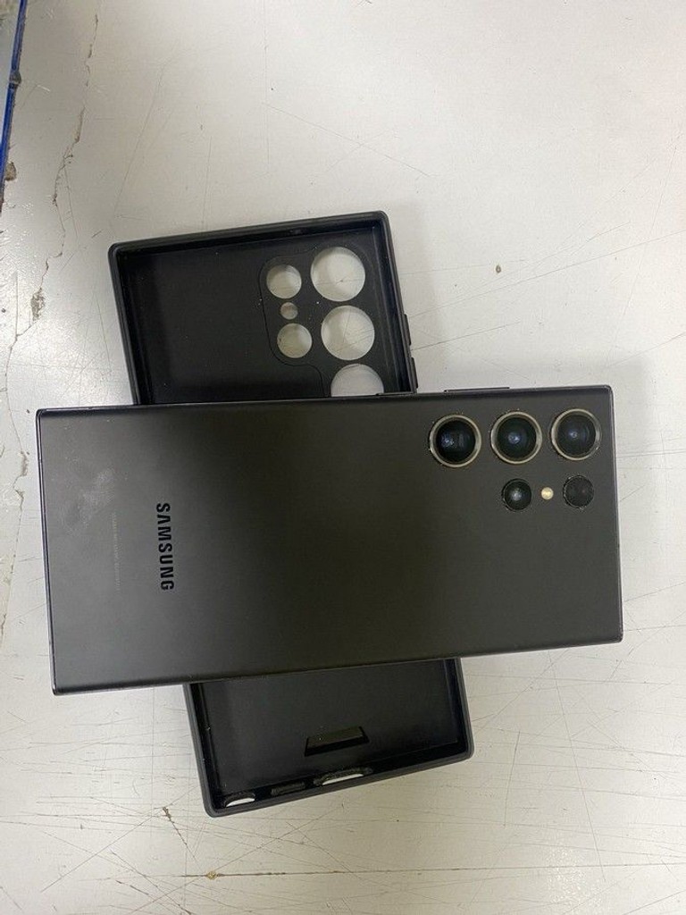 Оголошення Samsung galaxy s23 ultra 12/512gb Б/У