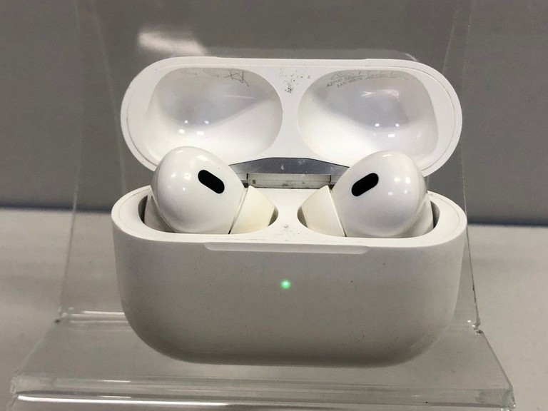 Оголошення Apple airpods pro 2nd generation magsafe Б/У