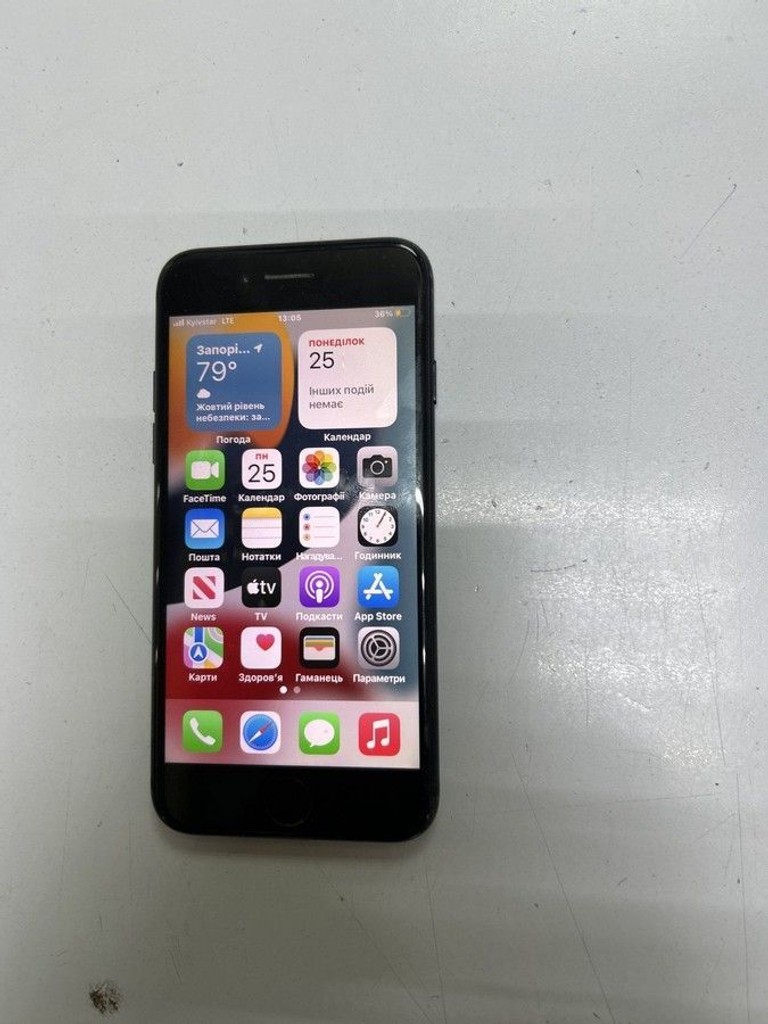 Дешиво Apple iphone 7 128gb с ломбарда