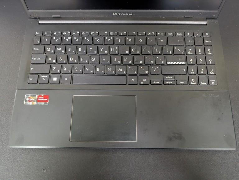 Дешиво Asus 15/ryzen 5 7520u ddr5/16gb ddr5/hdd *відсутній/ssd 1000 gb/*інтегрована с ломбарда