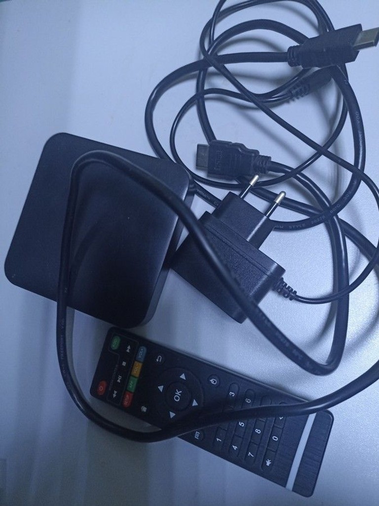 Розпродаж iNeXT TV3s, продавець Техноскарб