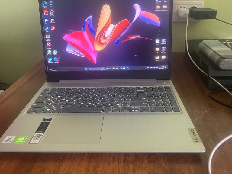 Купить Lenovo ideapad 3 15iml05 Б/У