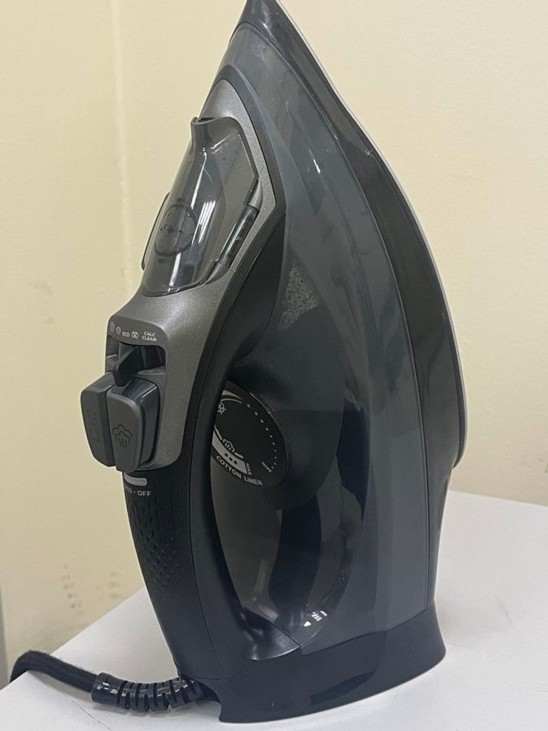 Дешево Philips 5000 Series DST5040/80 з ломбарду