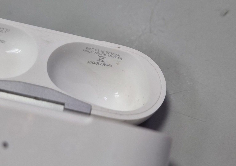 Apple airpods pro 2nd generation with magsafe charging case usb-c Код:01-201011690. Зображення 11