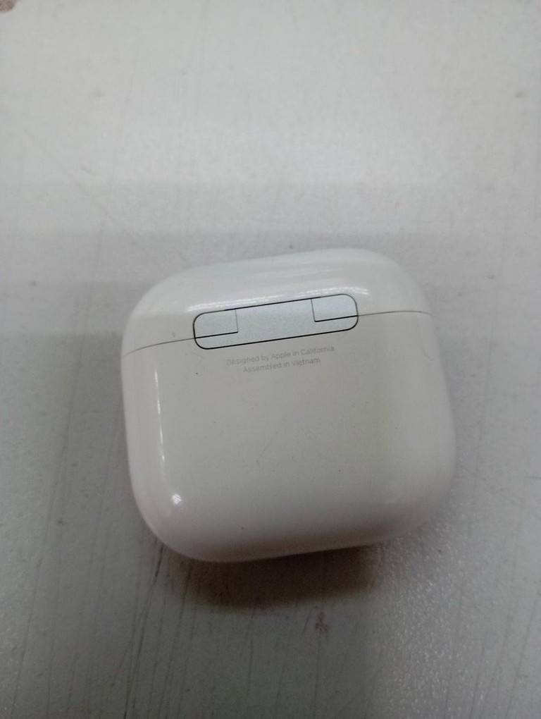 Дешево Apple airpods 4 з ломбарду