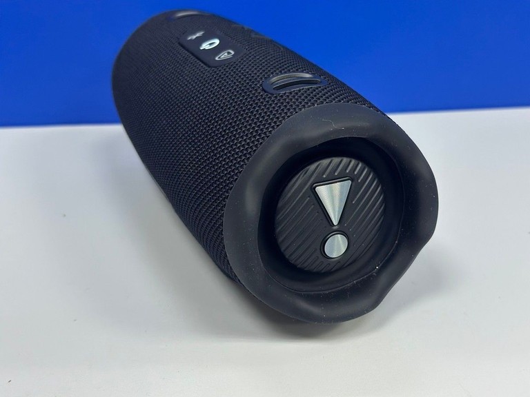JBL Charge 6 Black Код:01-201045302. Зображення 6