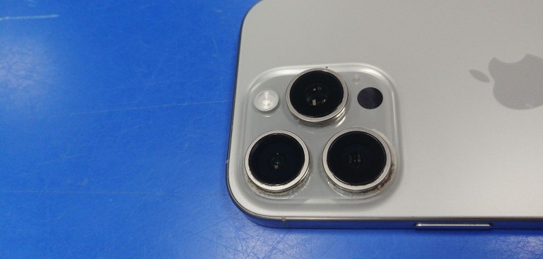 Apple iphone 16 pro 256gb Код:01-201045445. Зображення 9