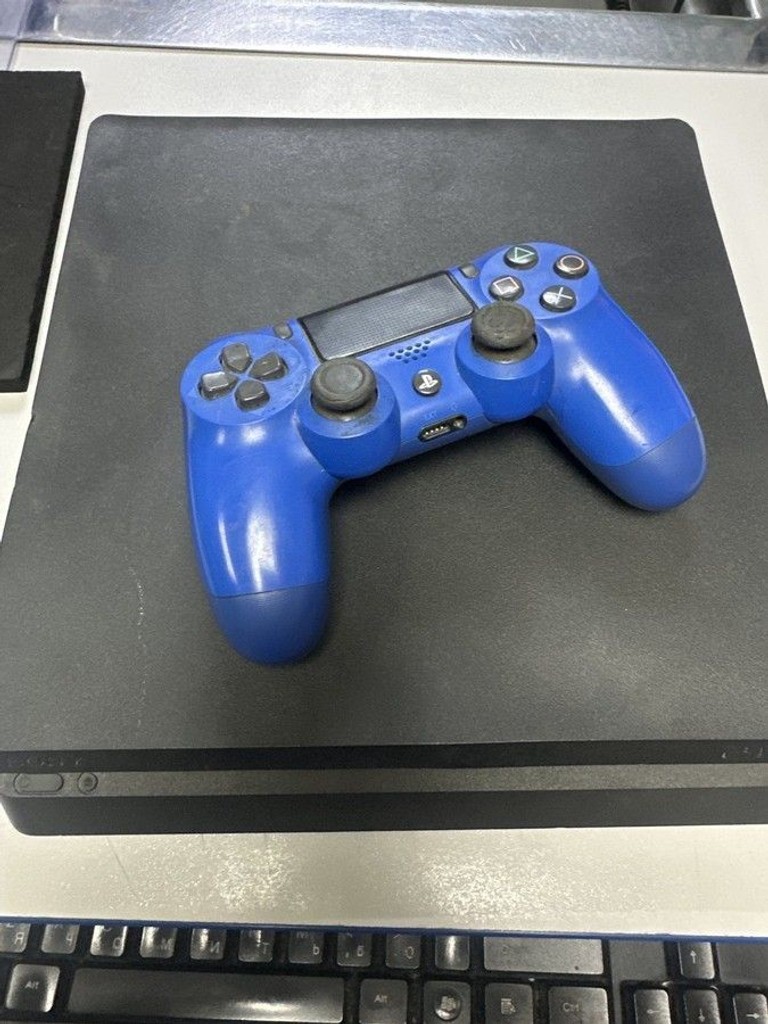 Дешево Sony PlayStation 4 Slim 1TB Black з ломбарду