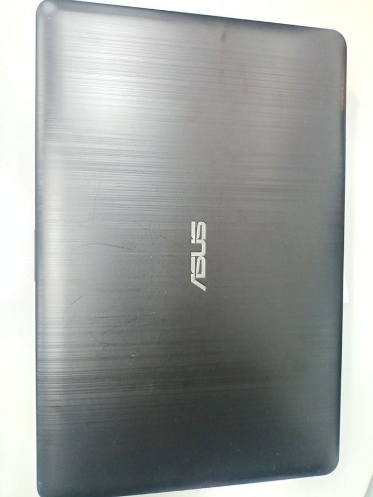 Дешиво Asus 15/celeron n4000 ddr4/4gb ddr4/hdd 500 gb/ssd *відсутній/*інтегрована с ломбарда
