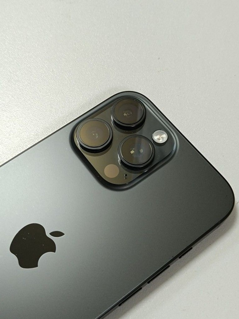 Оголошення Apple iphone 16 pro max 256gb Б/У