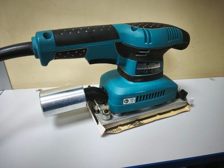 Розпродаж Makita BO3710, продавець Техноскарб