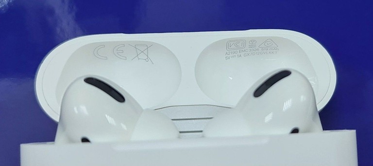 Дешево Apple AirPods Pro (MWP22) з ломбарду