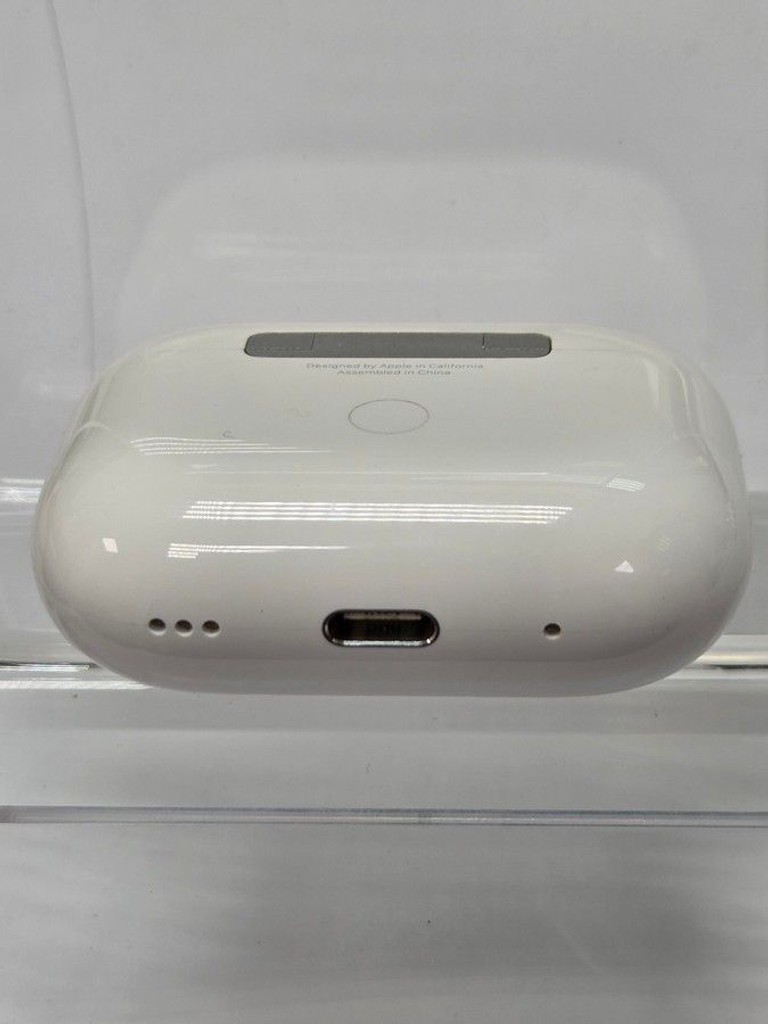 Дешево Apple airpods pro 2nd generation with magsafe charging case usb-c з ломбарду