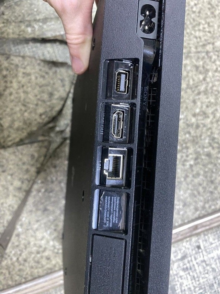 Объявление  Sony PlayStation 4 Slim 1TB Black Б/У