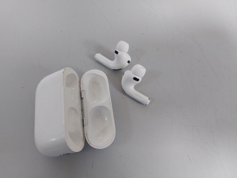 Оголошення AirPods Pro 3 Б/У