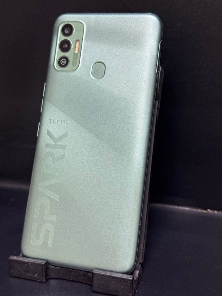 Купить Tecno spark 7 kf6n 4/128gb Б/У