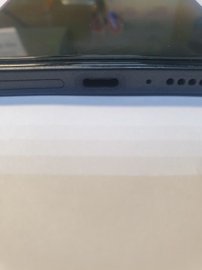 Розпродаж Xiaomi redmi note 13 4g 8/256gb, продавець Техноскарб