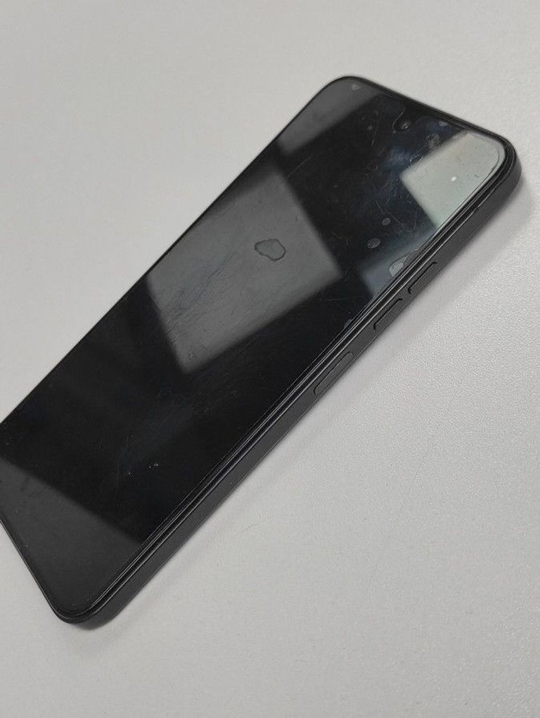 Объявление Tecno Spark 30C KL5n 8/256GB Orbit Black (4894947051760) Б/У