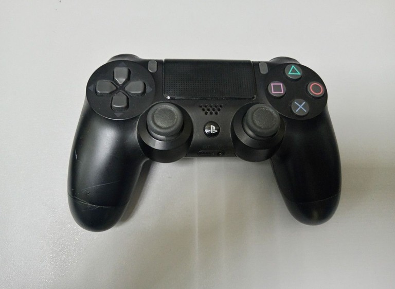 Купити Sony dualshock 4 v2 Б/У
