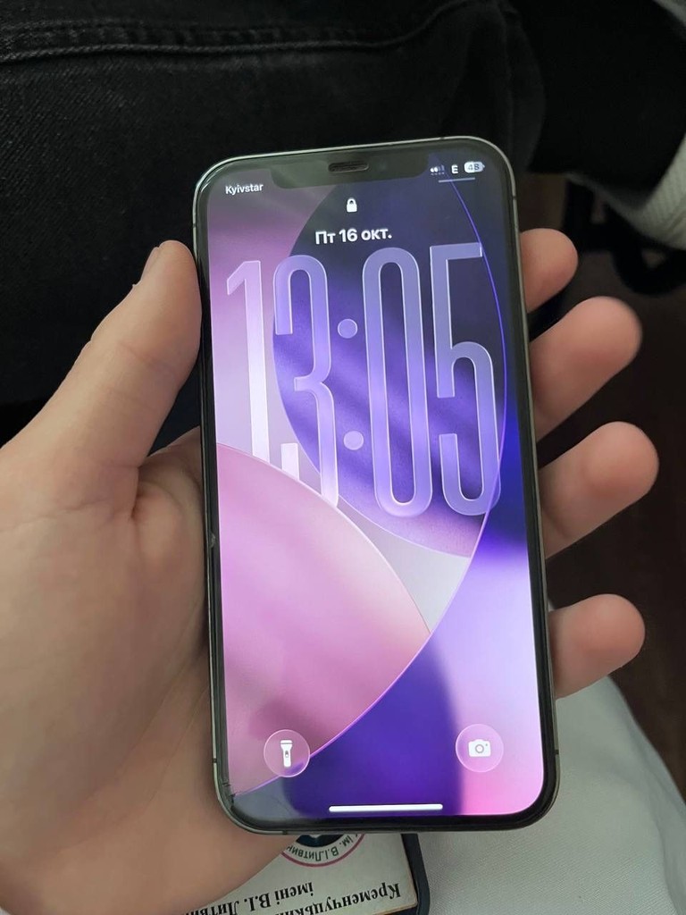 Купити Apple iPhone 12 Pro 256GB Silver (MGMQ3/MGLU3) Б/У