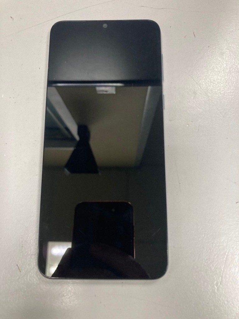 Дешиво Motorola moto e13 2/64gb с ломбарда
