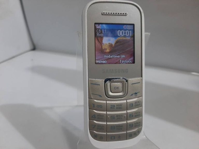 Купити Samsung e1200 Б/У