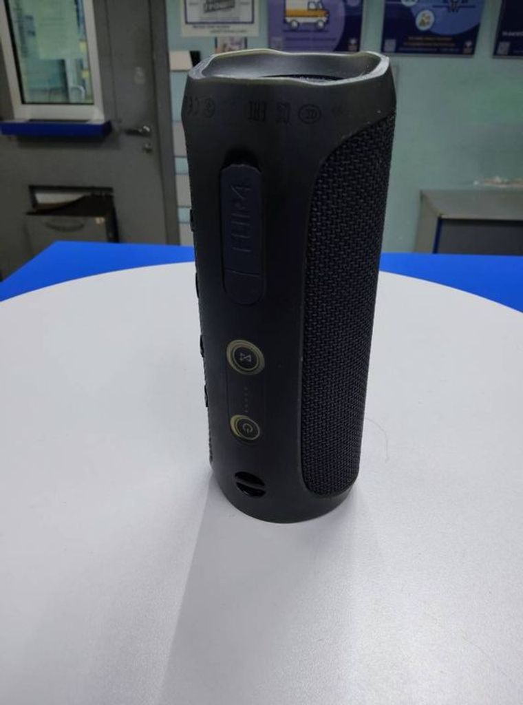 Купити Jbl flip 4 Б/У