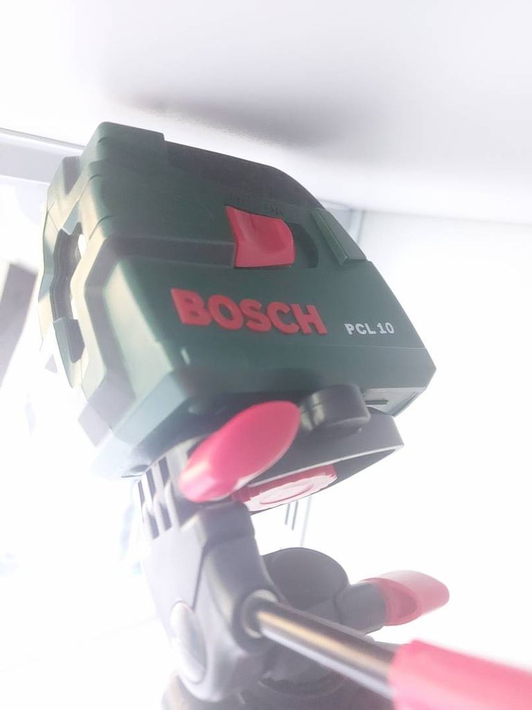 Bosch pcl 10 + штатив