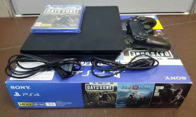 Купити  Sony PlayStation 4 Slim 1TB Black Б/У