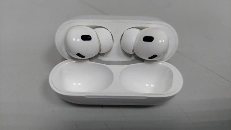 Оголошення Apple airpods pro 2nd generation Б/У